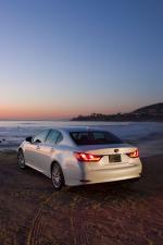 Lexus GS450h 2011 года